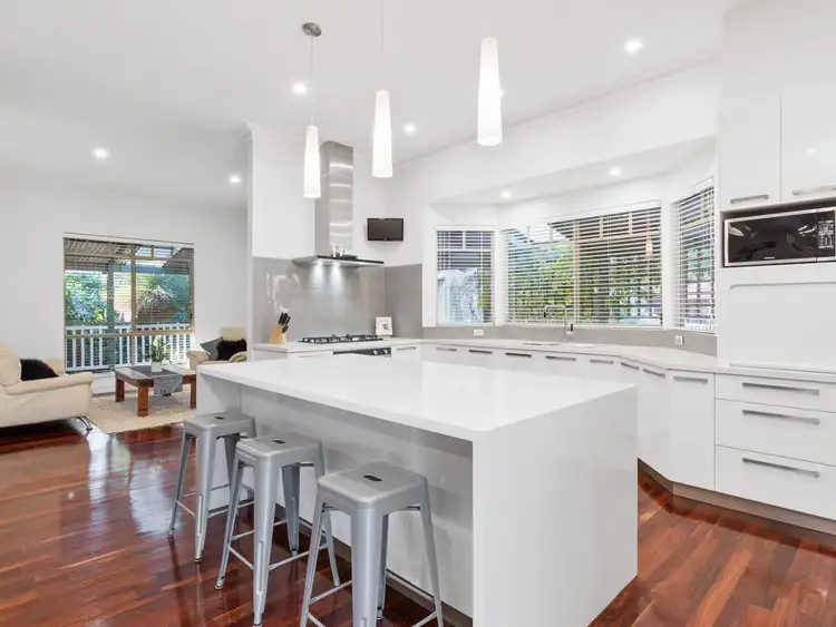 23 Coolinga Road, Lesmurdie WA 6076