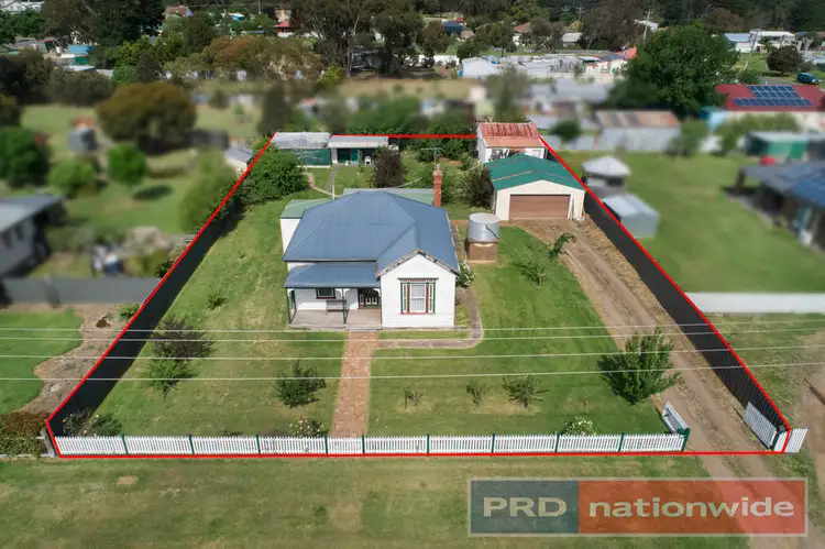 10 Johnson Street, Skipton VIC 3361