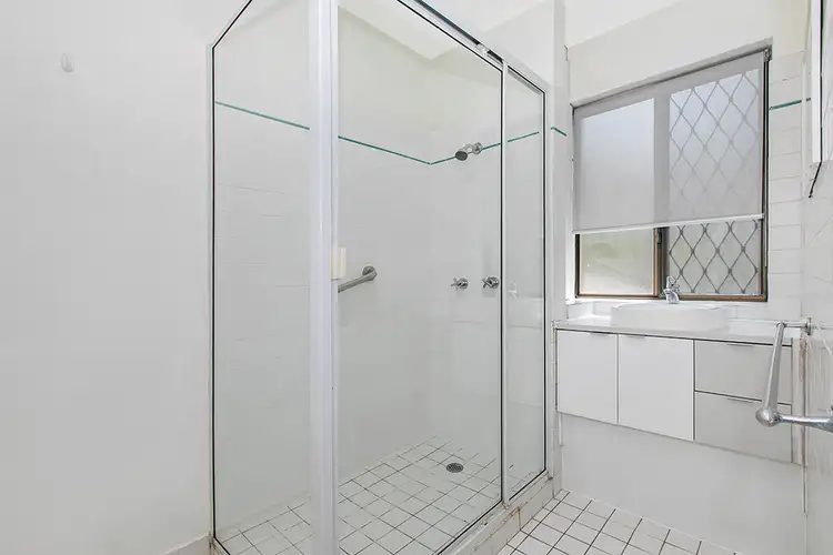 Sixth view of Homely unit listing, 1/30 Sisley Street, St Lucia QLD 4067