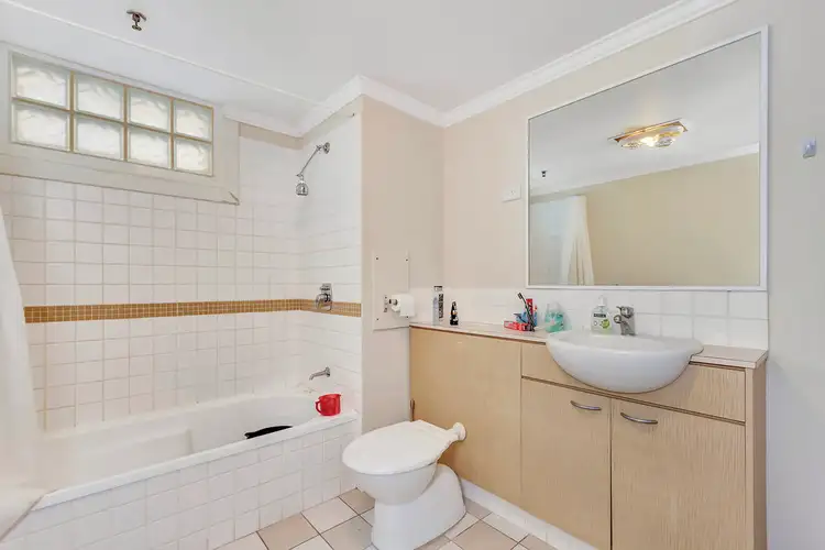 Sixth view of Homely apartment listing, 4E/811 Hay Street, Perth WA 6000