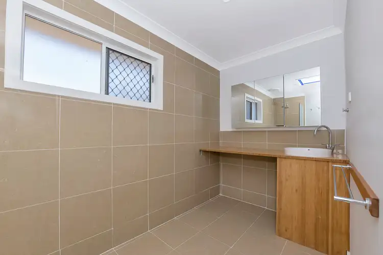 Sixth view of Homely townhouse listing, 4/5-7 Quinn Street, Rosslea QLD 4812