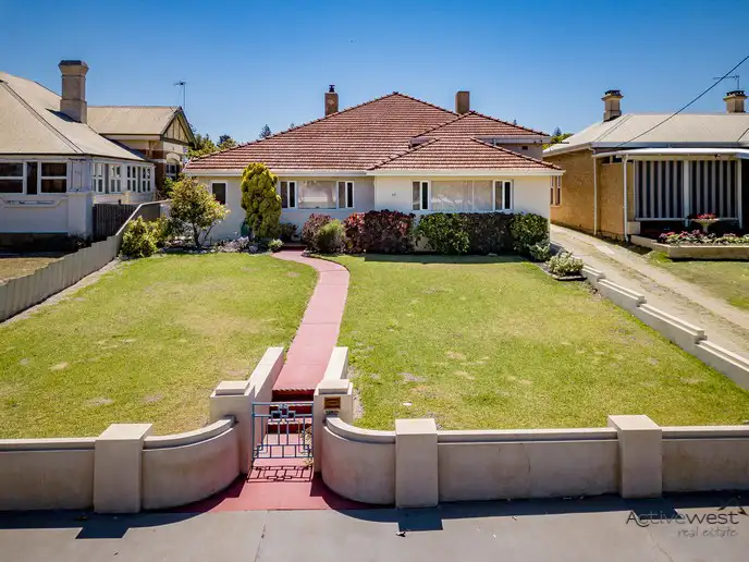 55 Francis Street, Geraldton WA 6530