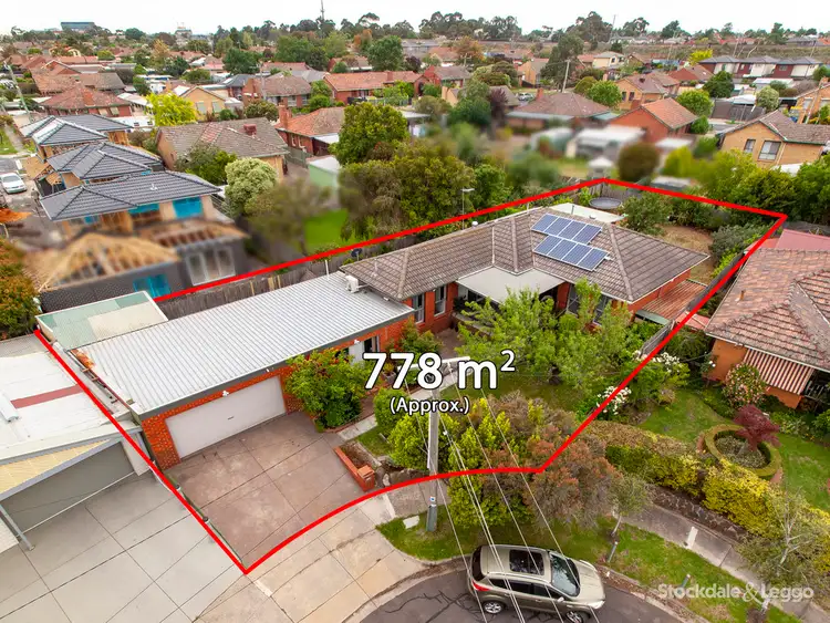 Second view of Homely house listing, 34 Freeland Grove, Jacana VIC 3047