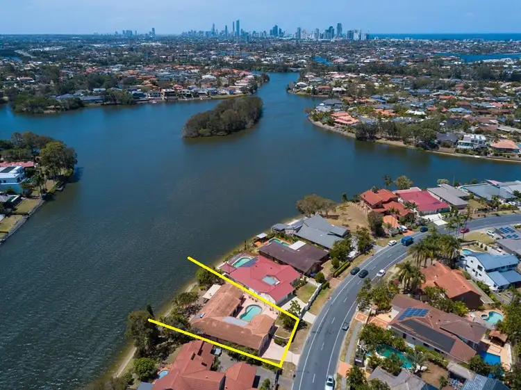 68 Manly Drive, Robina QLD 4226