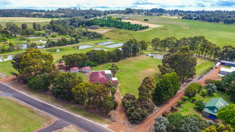 10 Aldersea Drive, Manjimup WA 6258