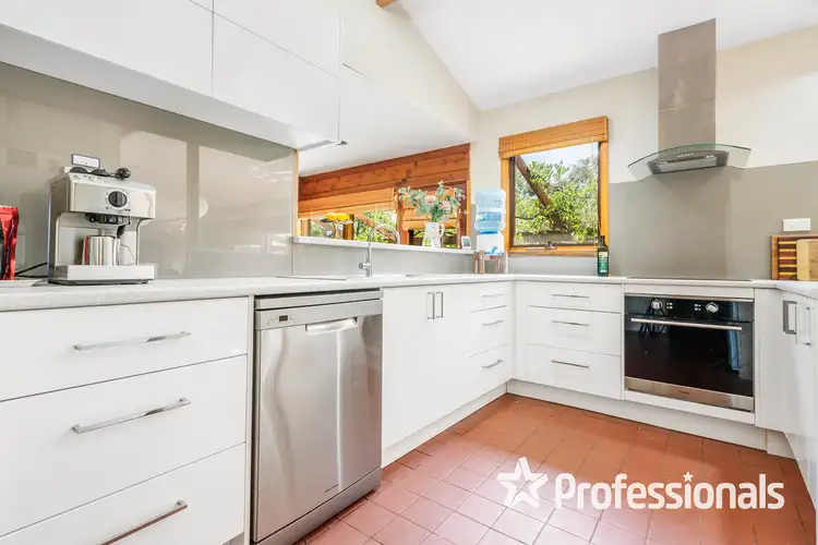 Fifth view of Homely house listing, 8 Wingeretta Close, Forest Grove NSW 2795