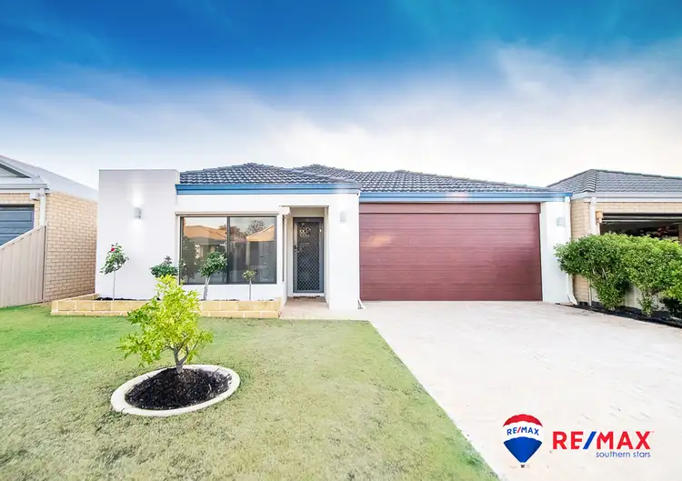 57 Longhurst Way, Queens Park WA 6107