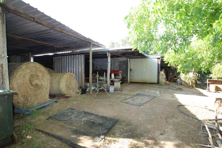 6 McFarlane Rd, Hamel WA 6215