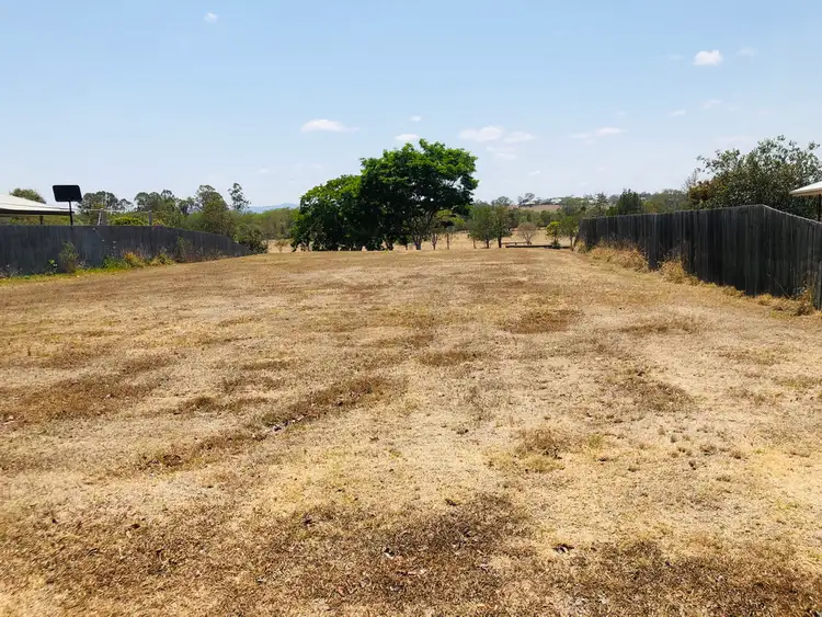 16 Hedley Drive, Woolmar QLD 4515