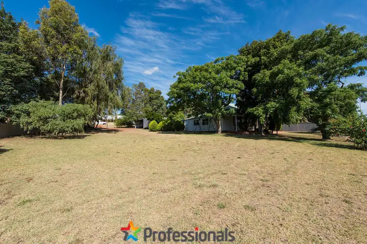 42 South West Highway, Waroona WA 6215