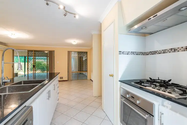35 Bloodwood Circle, South Lake WA 6164
