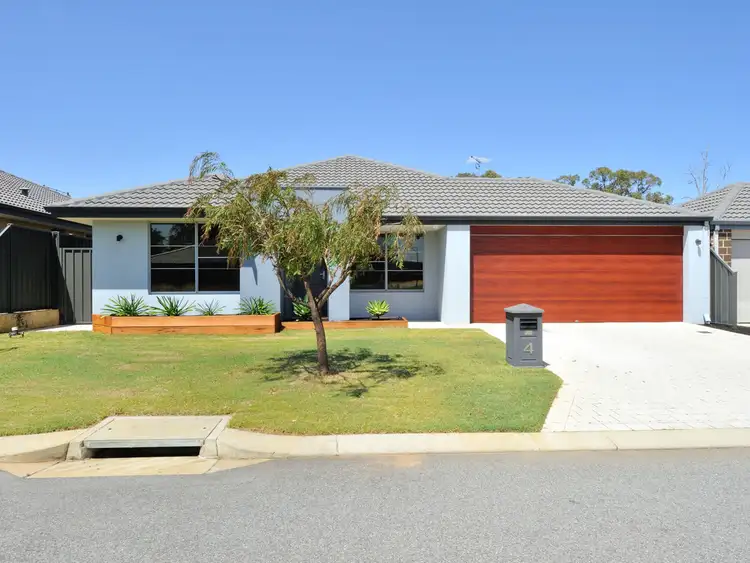 4 Hiscox Crescent, Baldivis WA 6171