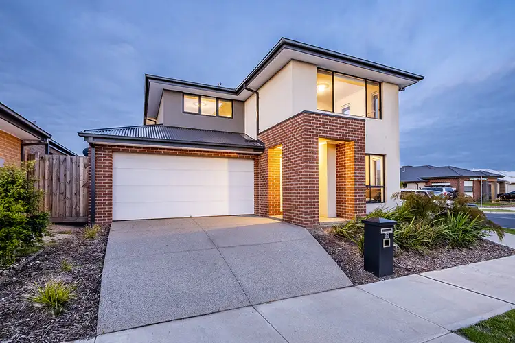 Second view of Homely house listing, 17 Pump House Crescent, Clyde VIC 3978