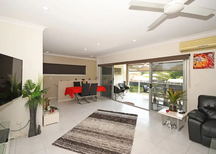 Seventh view of Homely townhouse listing, 3/201 Torquay Tce, Torquay QLD 4655
