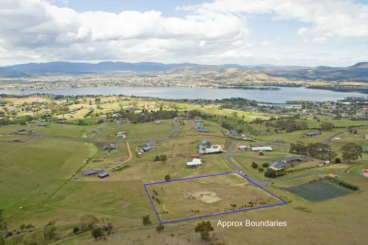 24 Eric Court, Granton TAS 7030