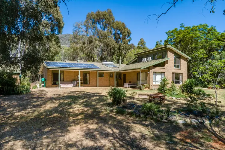 39 Barton Drive, Baranduda VIC 3691