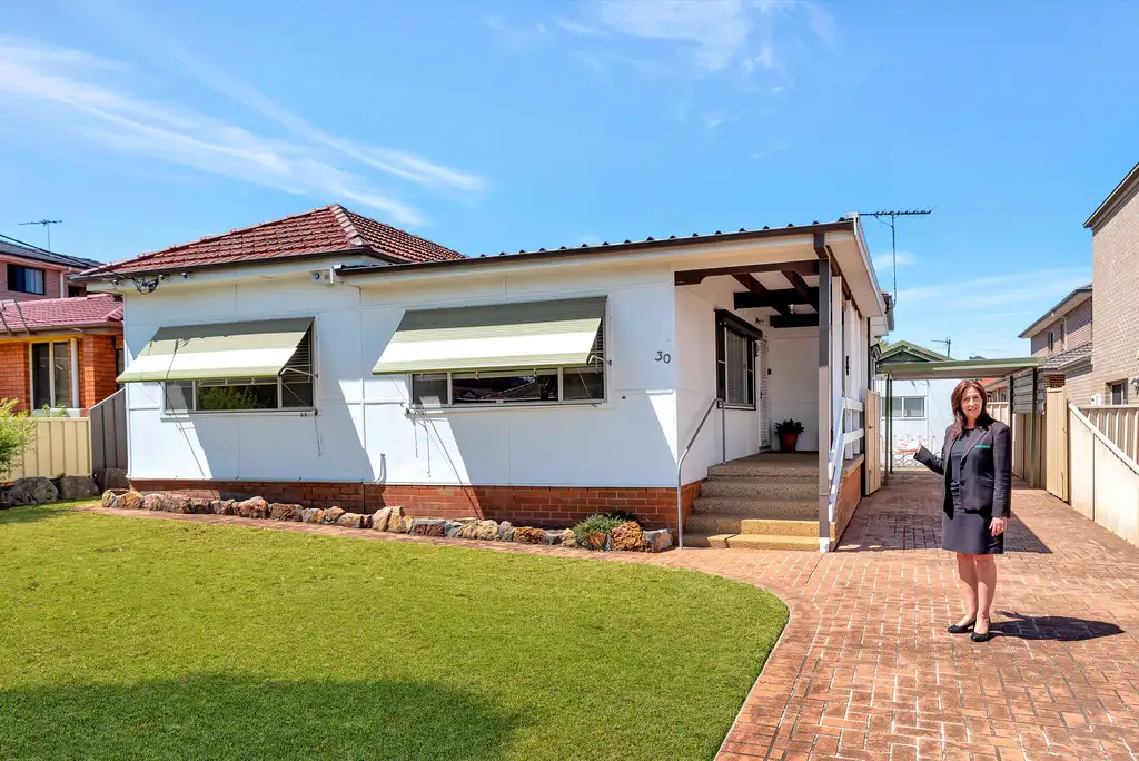 Main view of Homely house listing, 30 Alexander Street, Smithfield NSW 2164