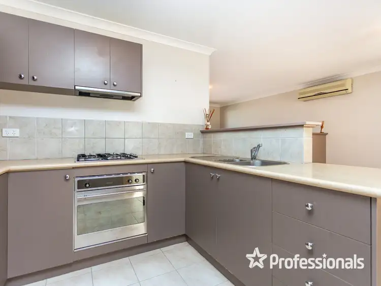 Seventh view of Homely house listing, 3/33 Serls Street, Armadale WA 6112