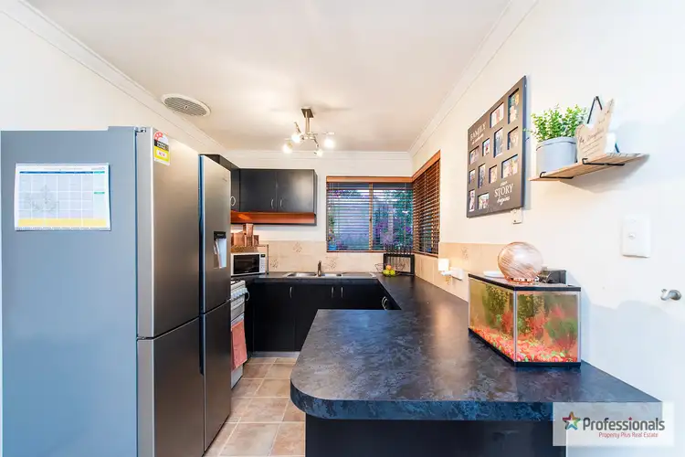 Sixth view of Homely semi-detached listing, 2 Lance Court, Thornlie WA 6108