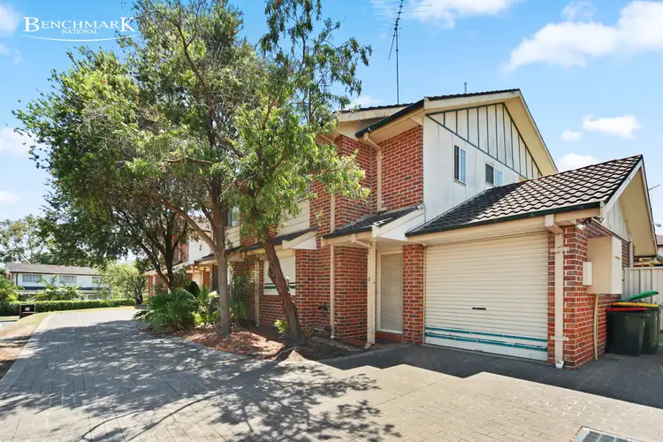 3/2 Wellwood Avenue, Moorebank NSW 2170