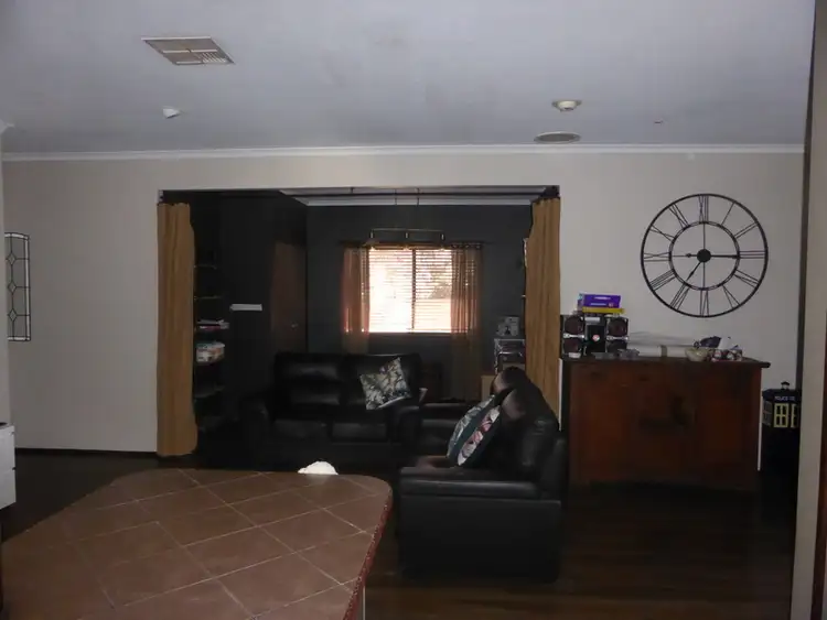 Seventh view of Homely house listing, 8 Basil Avenue, Parkes NSW 2870