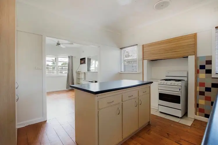 13 Jubilee Avenue, Seaford VIC 3198