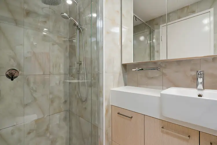 Sixth view of Homely unit listing, 504/70-74 Carl Street, Woolloongabba QLD 4102