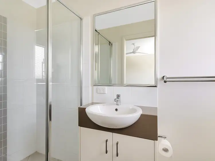 Seventh view of Homely townhouse listing, 16/1 Emerald Place, Bridgeman Downs QLD 4035