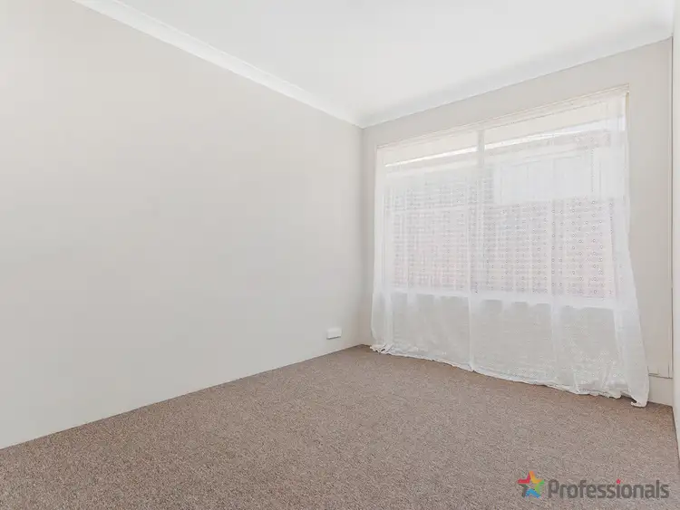 Fifth view of Homely house listing, 14 Holyrood Close, Orelia WA 6167