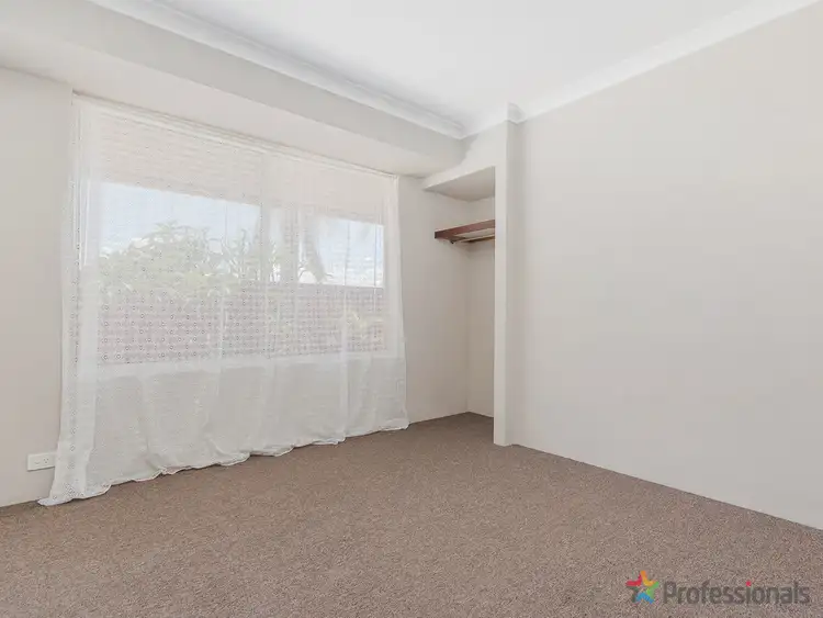 Seventh view of Homely house listing, 14 Holyrood Close, Orelia WA 6167