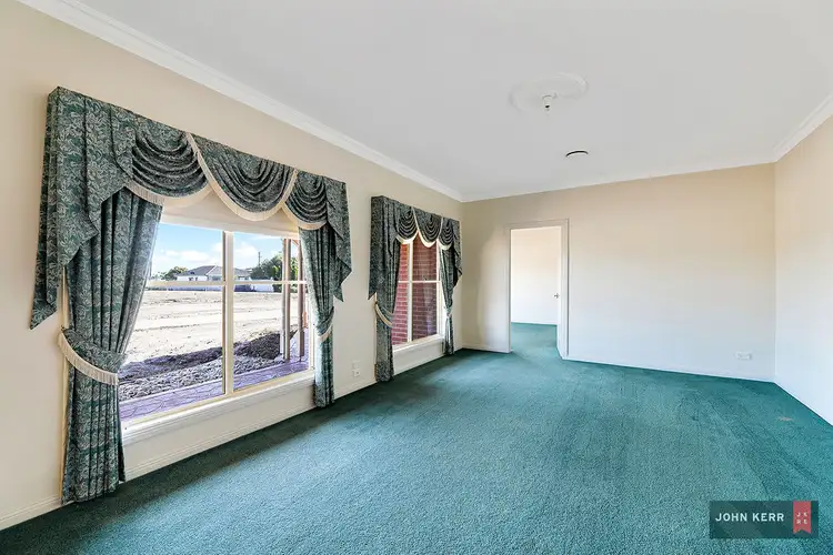 Second view of Homely house listing, 6 OAK FIELD PLACE, Trafalgar VIC 3824