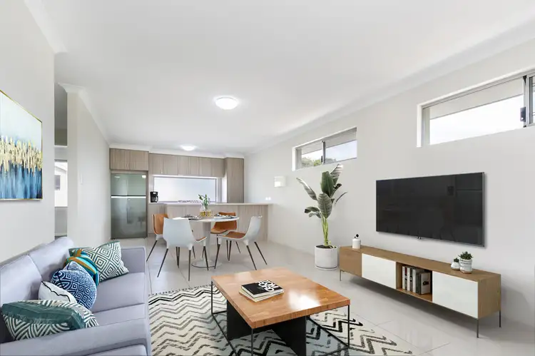 2/19 Stainer Street, Willagee WA 6156