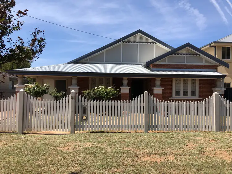 51 Church Street, Parkes NSW 2870