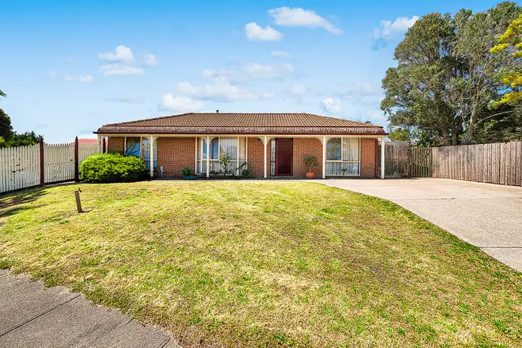 37 Hamilton Drive, Cranbourne North VIC 3977