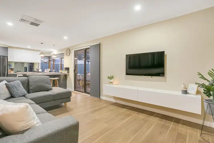 Fifth view of Homely house listing, 45 Neeangarra Crescent, Hallett Cove SA 5158