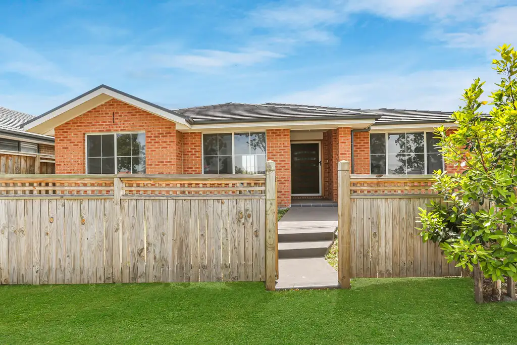 Main view of Homely house listing, 7 Alkira Circuit, Horsley NSW 2530