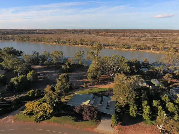 27 Burrows Road, Waikerie SA 5330