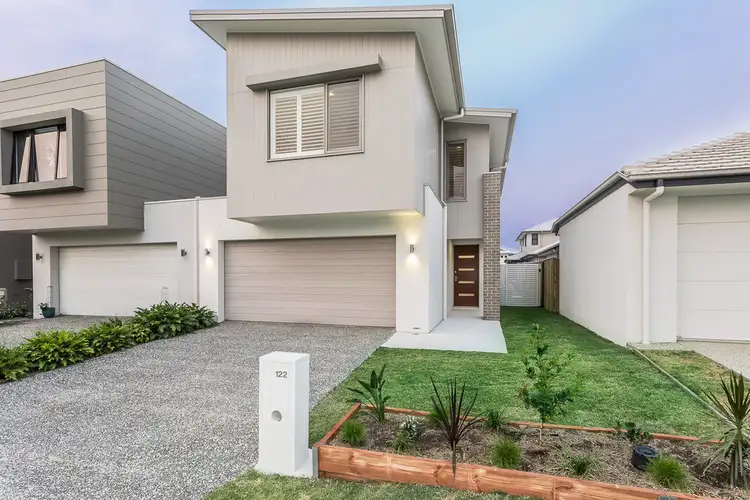 122 Spinnaker Boulevard, Newport QLD 4020