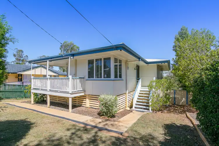 11 Wentworth Street, Leichhardt QLD 4305