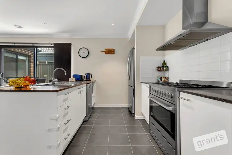 Sixth view of Homely house listing, 6 Lockbank Place, Cranbourne East VIC 3977