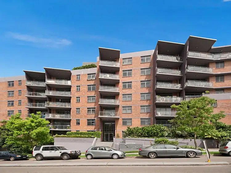 13/24-28 College Crescent