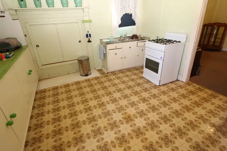 Fifth view of Homely house listing, 32 Griffin Avenue, Griffith NSW 2680