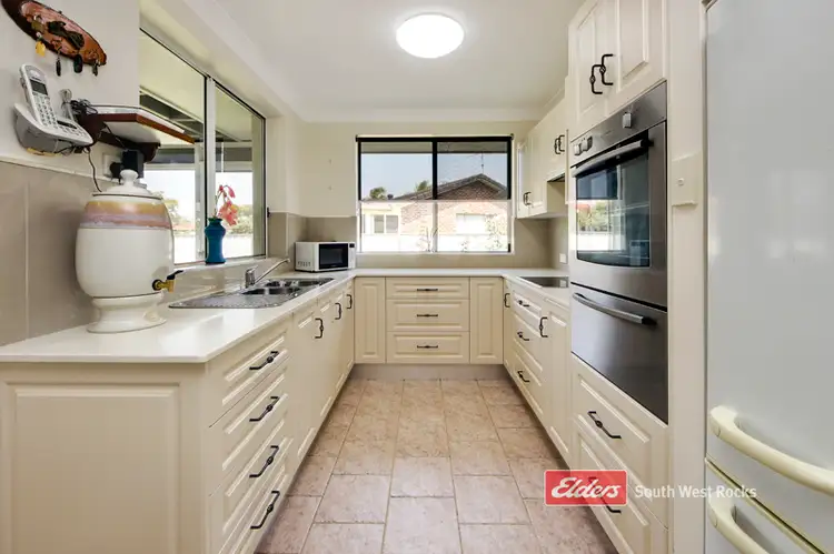Fifth view of Homely house listing, 21 Delmer Close, South West Rocks NSW 2431