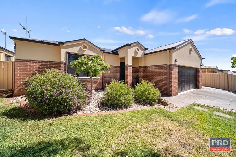 6 Ennor Place, Kangaroo Flat VIC 3555