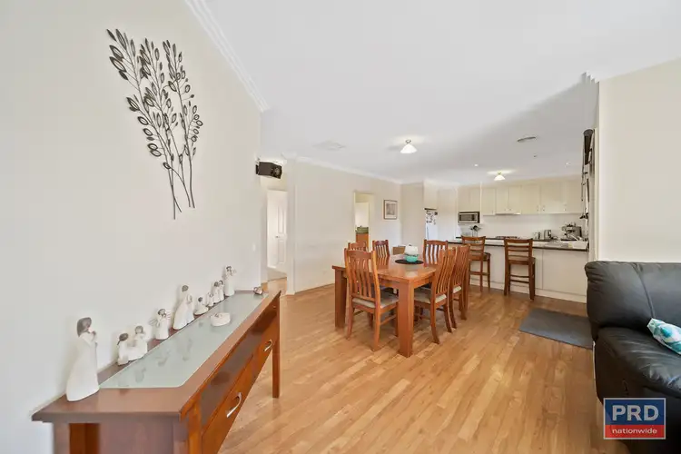 Sixth view of Homely house listing, 6 Ennor Place, Kangaroo Flat VIC 3555