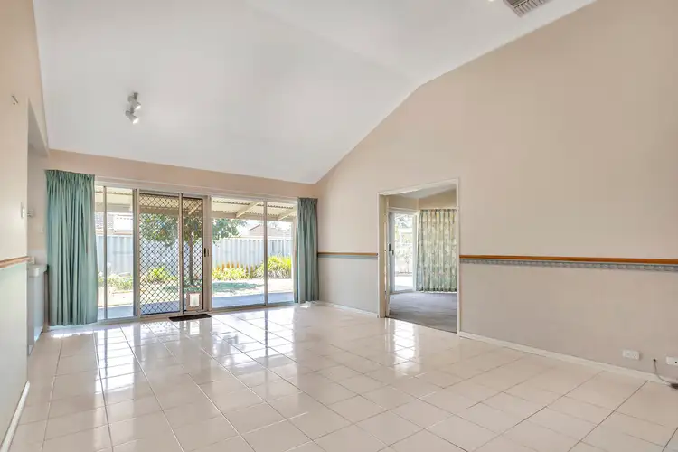 Fifth view of Homely house listing, 2 Discovery Drive, Morley WA 6062