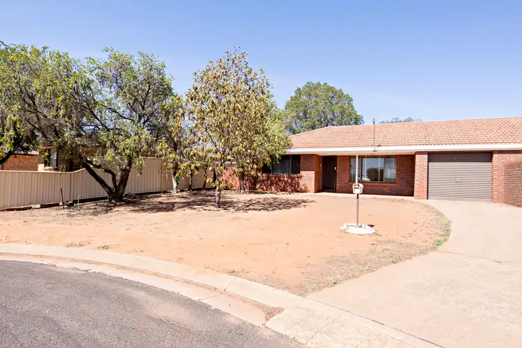 5 Rainbow Place, Dubbo NSW 2830