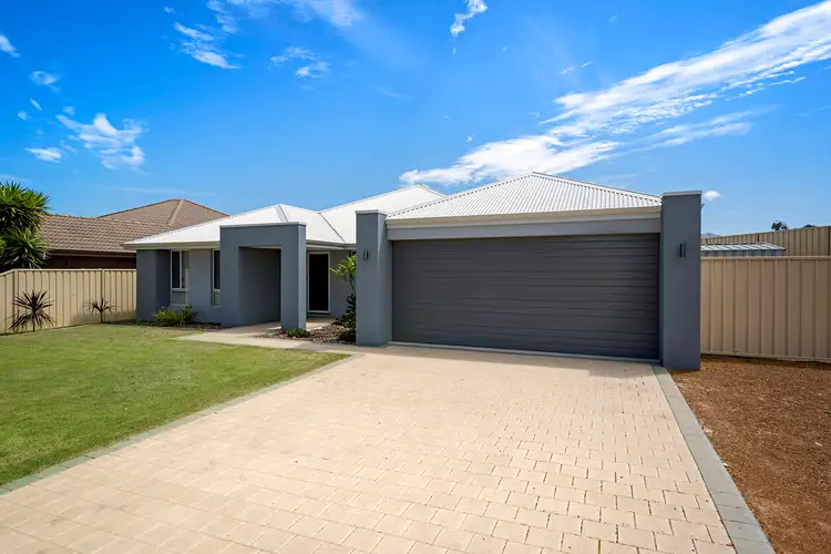 31 Reef Boulevard, Drummond Cove WA 6532