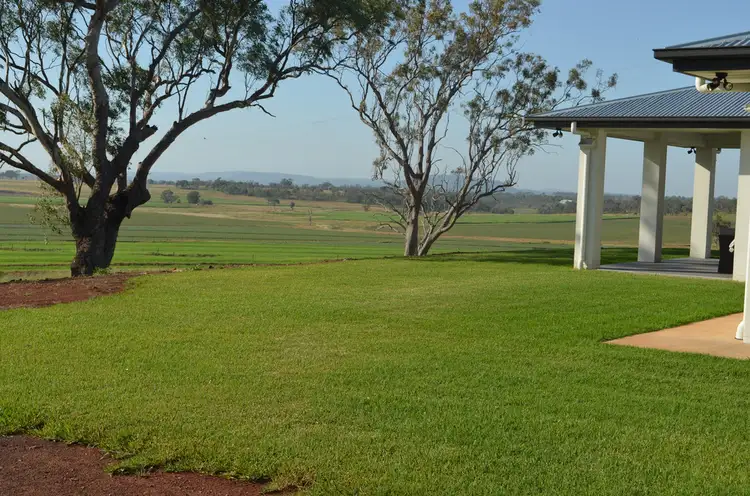 2199 Gore Highway, Umbiram QLD 4352