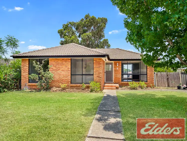 4 Milligan Rd, Cranebrook NSW 2749